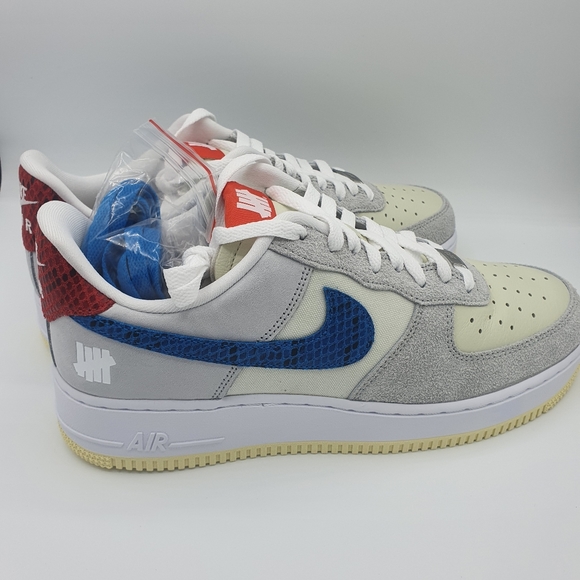 Undefeated Nike Air Force 1 "5 On It" - Picture 2 of 5